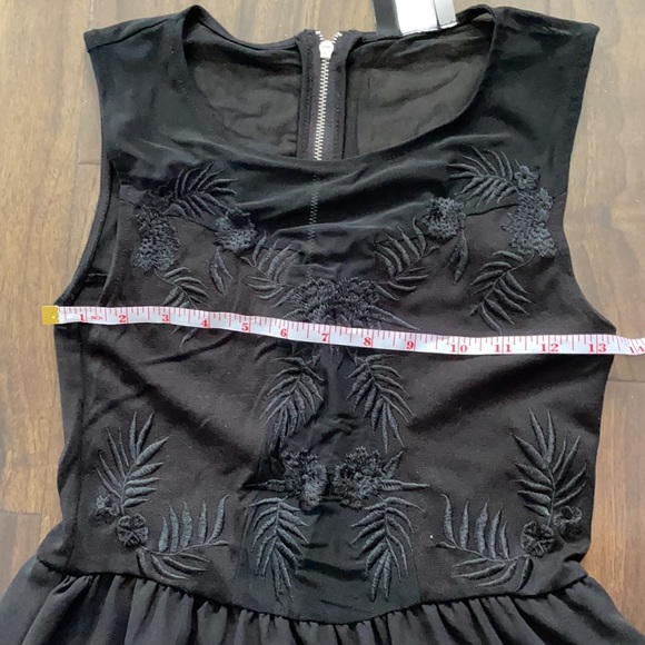 Black H&M Sleeveless Mesh Chiffon Dress - Picture 14 of 14